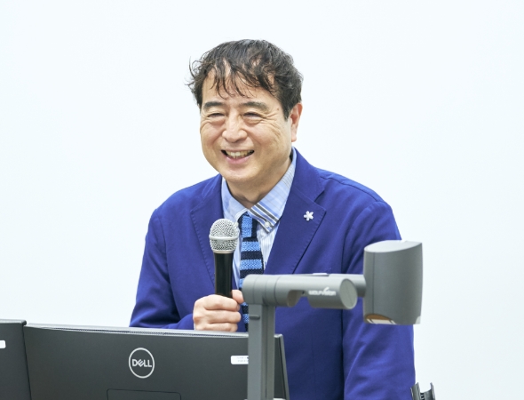 国際コミュニケーション学科